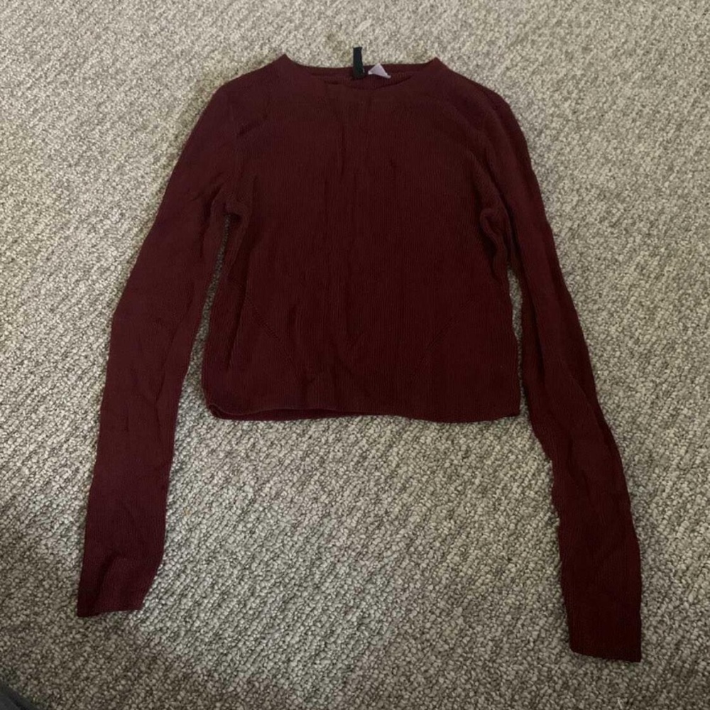 H&M cropped sweater